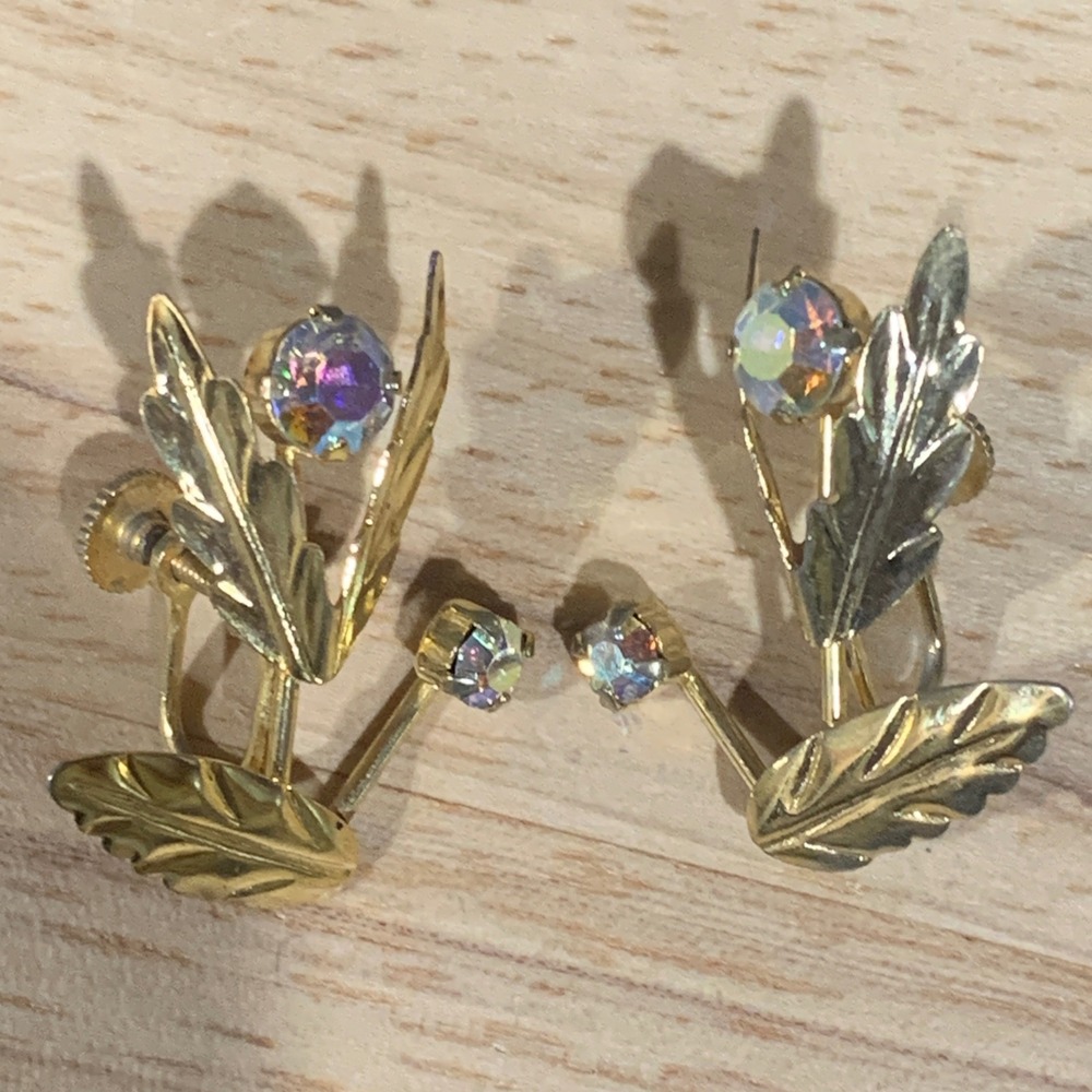 Vintage Gold Tone Aurora Borealis Rhinestone Floral Leaf Screw Back Earrings